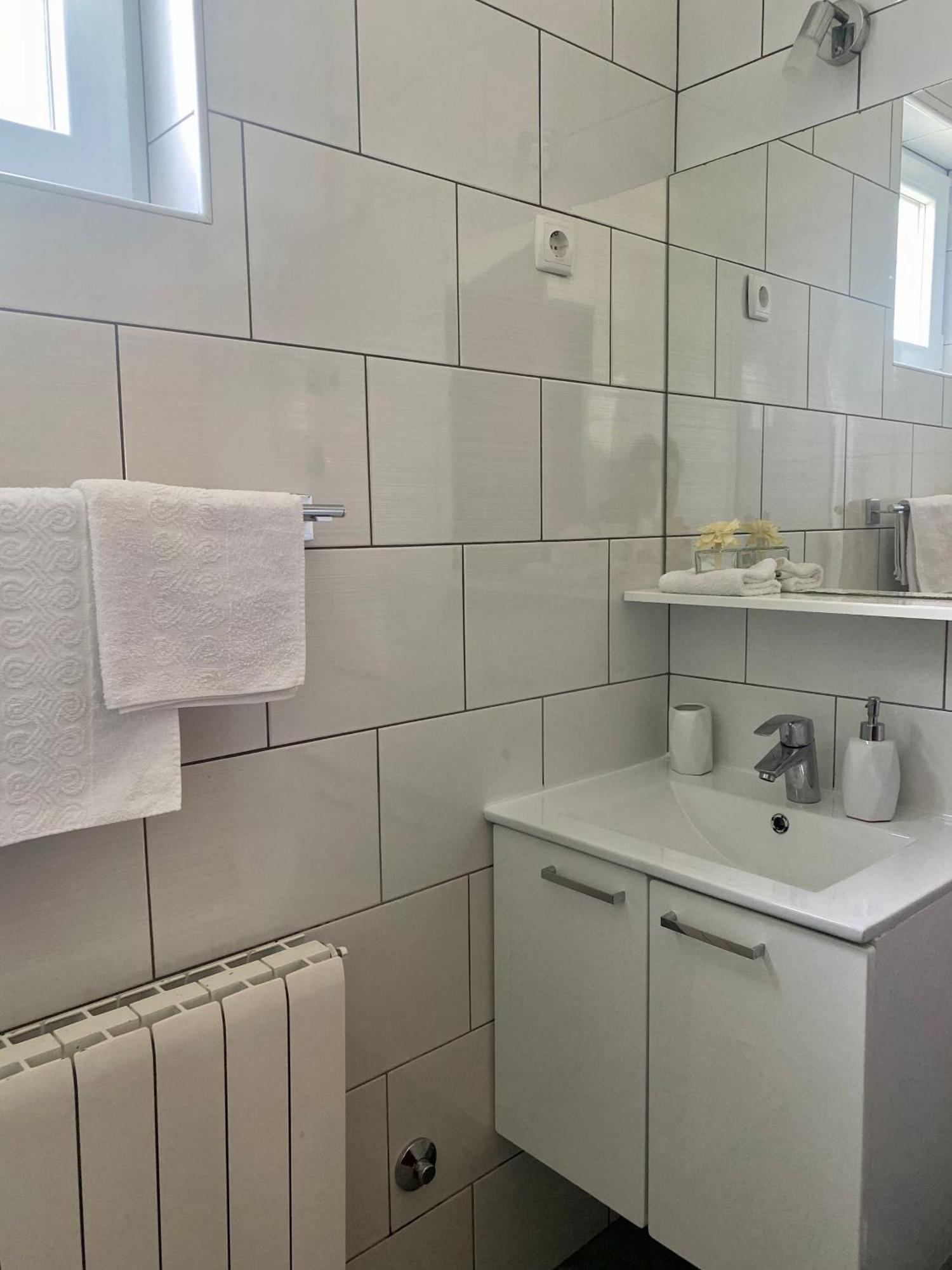 Apartment Ponos Krk Town Eksteriør bilde