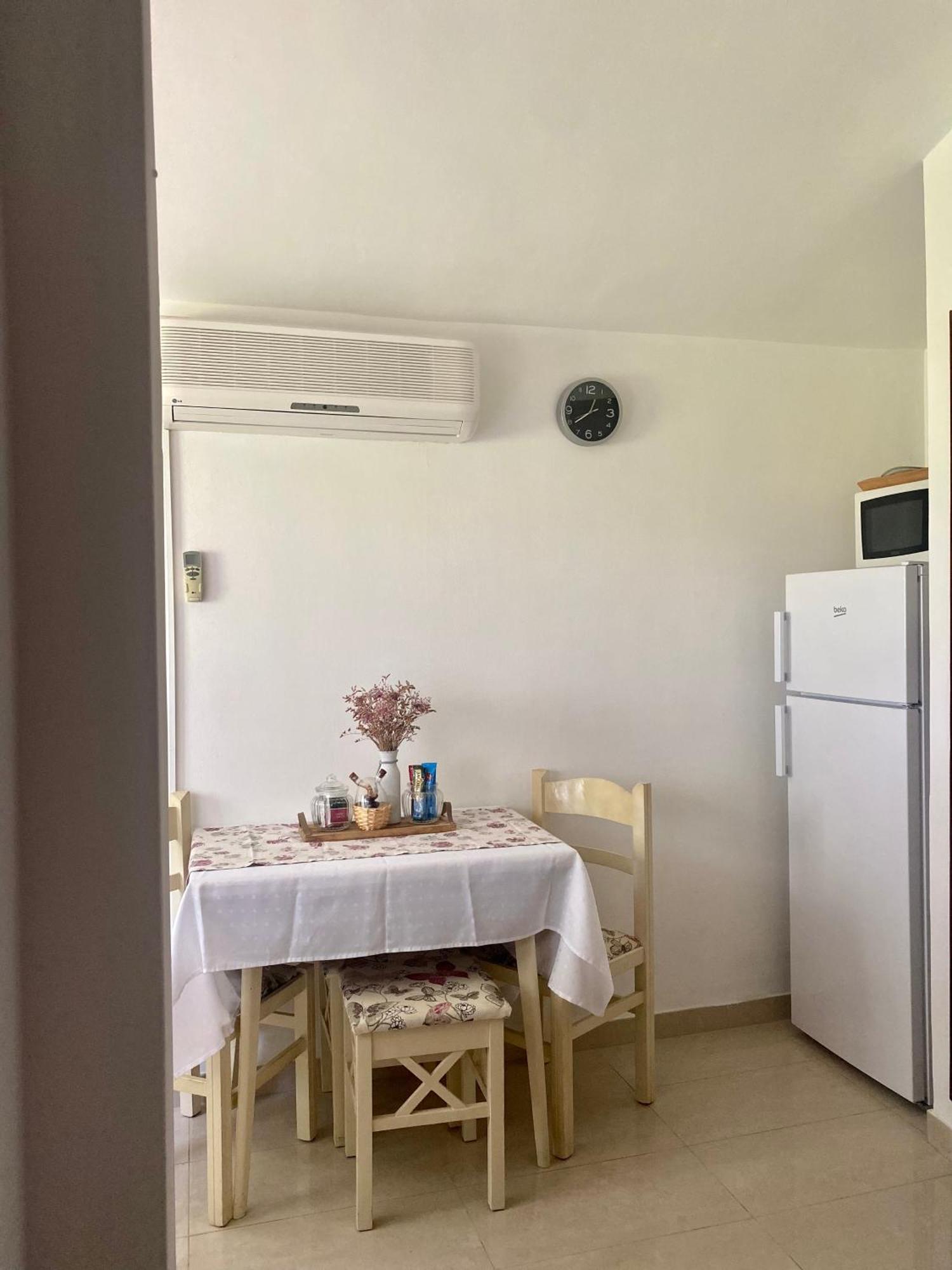 Apartment Ponos Krk Town Eksteriør bilde
