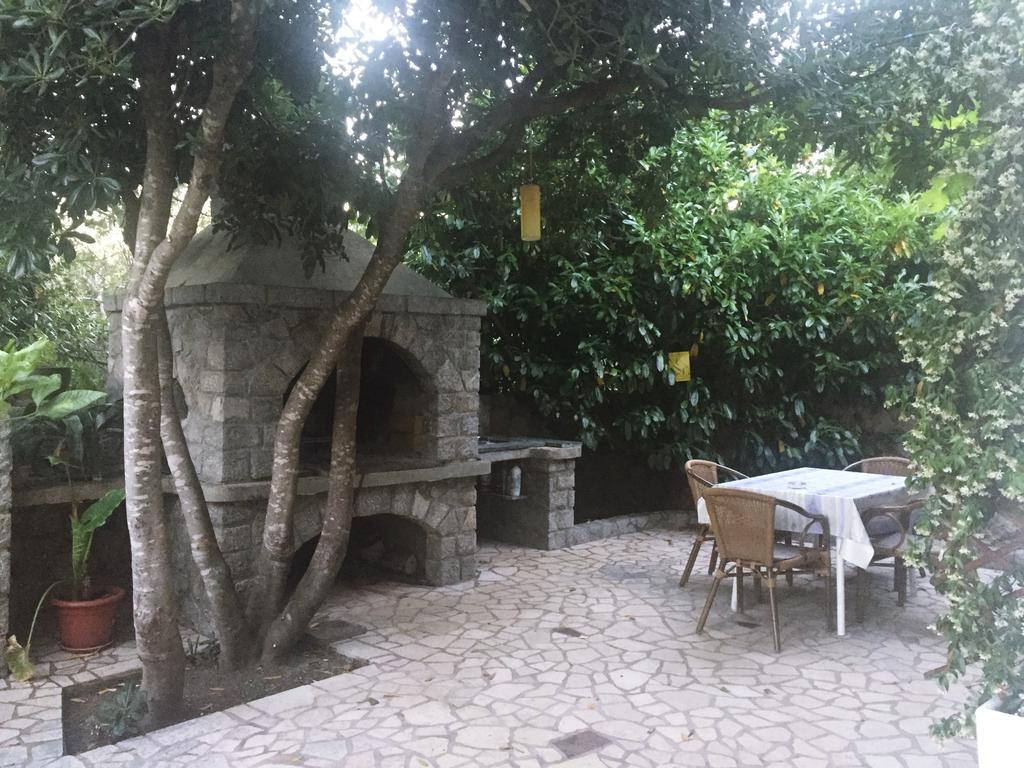 Apartment Ponos Krk Town Eksteriør bilde