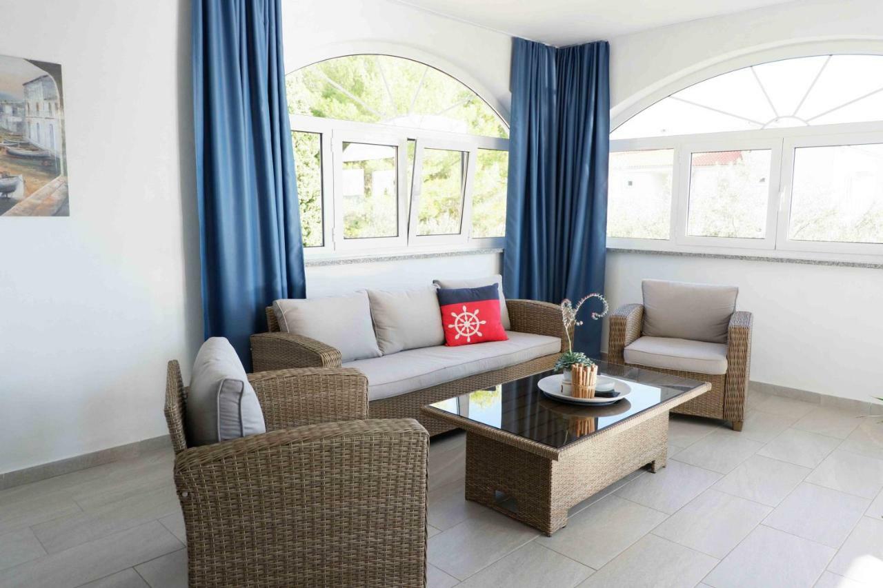 Apartment Ponos Krk Town Eksteriør bilde